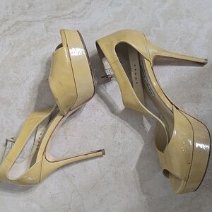 Jimmy Choo Heels with Glossy T-Strap